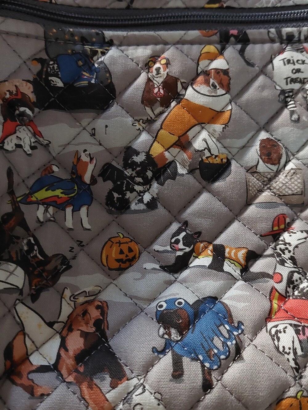 Vera Bradley Gray Quilted Dog Print Backpack - Picture 8 of 10